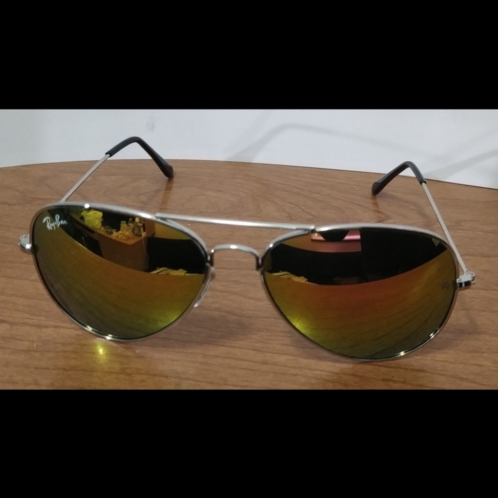 Cyclamen Flash Ray-Ban Aviators